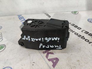 Блок керування блокуванням рульової колонки 4H0905852B Volkswagen Touareg