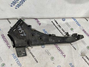 Направляюча переднього бампера 4L0807284B Audi Q7