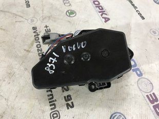Блок керування кришкою багажника 31335116 Volvo XC60