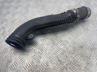 Патрубок интеркулера 1K0145840R Audi Q3