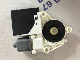 Мотор стеклоподъемника 5N0959701 Volkswagen Tiguan