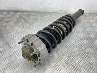 Стойка амортизатора в сборе с пружиной 7L8513029K Audi Q7