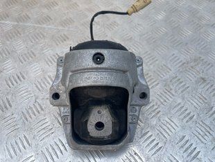 Опора / Подушка двигателя 8R0199381B Audi A6