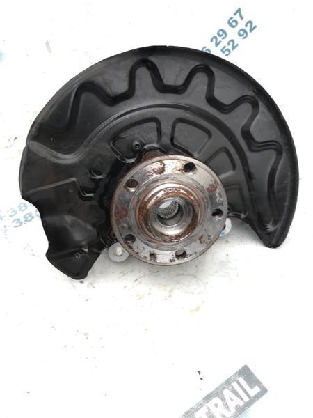 Поворотний кулак / цапфа з підшипником 5QM407254 Volkswagen Tiguan