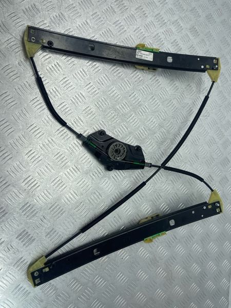 Склопідйомник 4H0839461C Audi A8