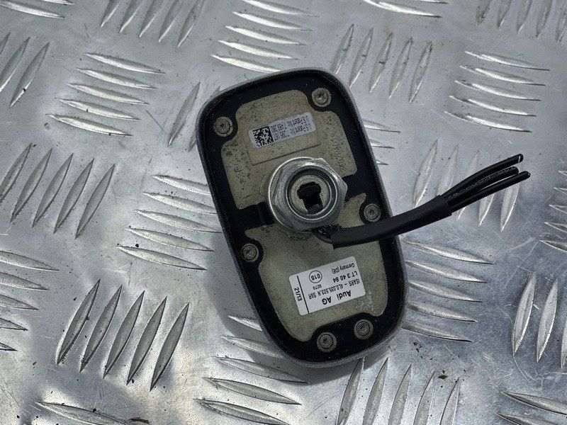Aнтена плавник 4L0035503N Audi Q7