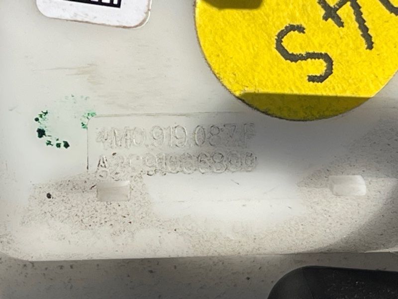 Модуль подачі палива 4M0919087F Audi Q7 Audi Q7, Audi Q8