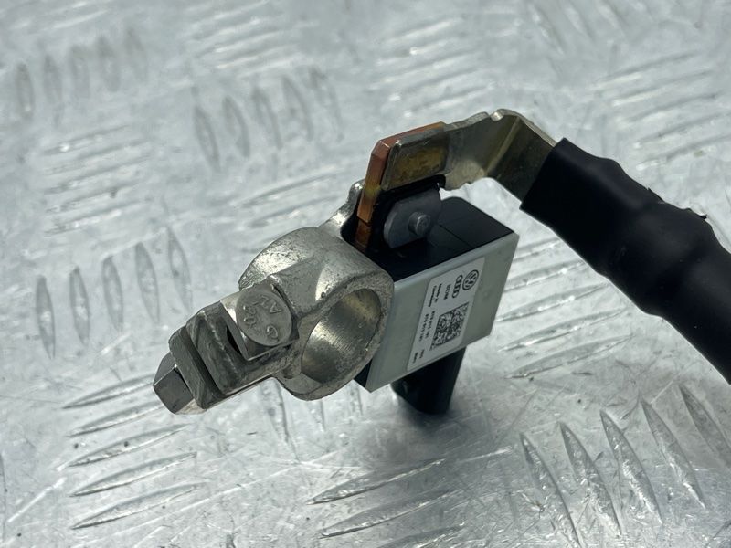 Клемма акумулятора з блоком контролю АКБ 8T0915181 Audi A7