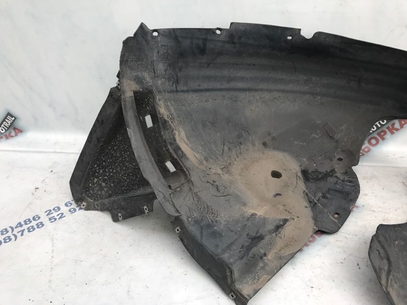 Підкрилок 561805911 Volkswagen Passat