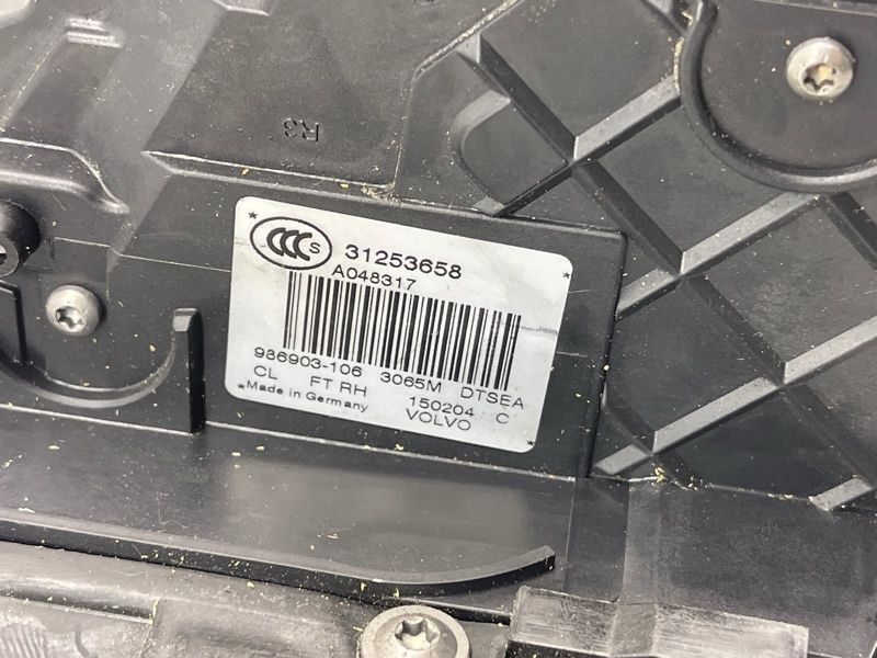 Замок дверей 31253658 Volvo XC60