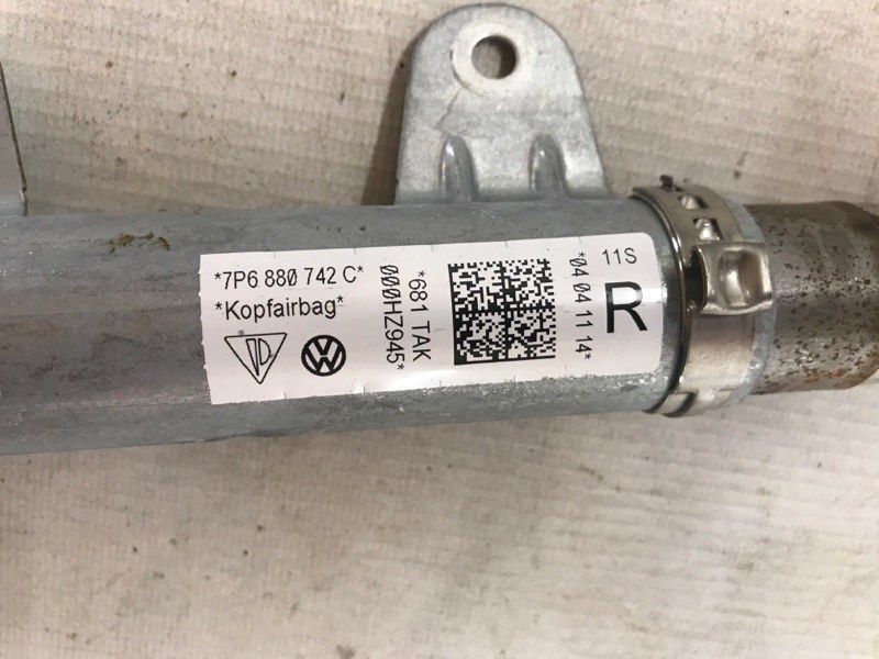Шторка безопасности боковая / Airbag 7P6880742C Volkswagen Touareg