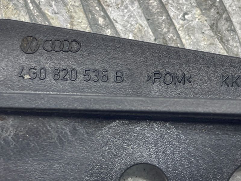 Датчик температури навколишнього середовища 4G0820536B Audi A6