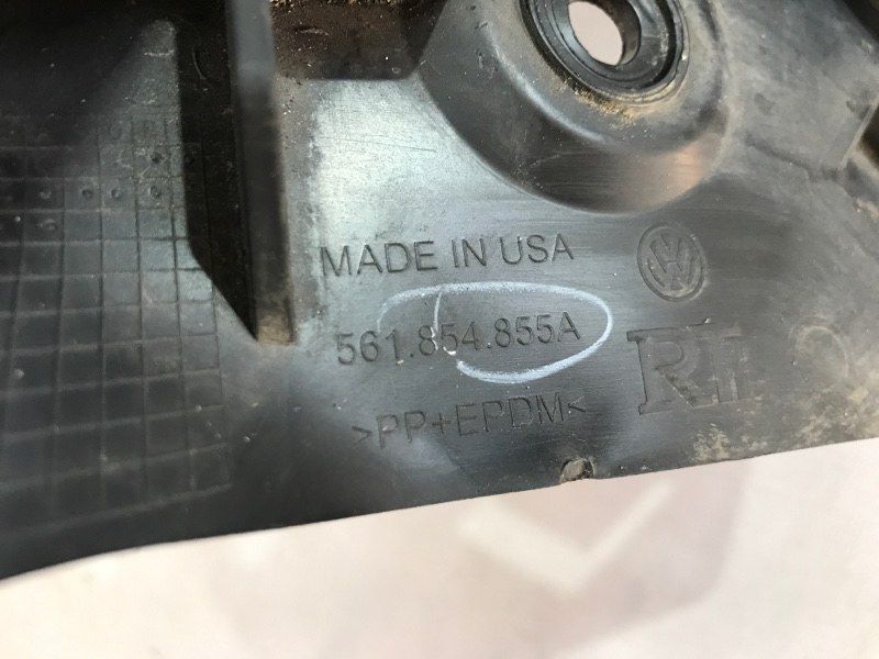 Бризковик 561854855A Volkswagen Passat