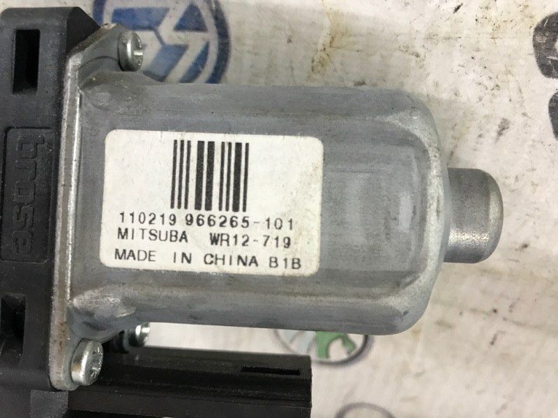 Мотор стеклоподъемника 31253064 Volvo XC60