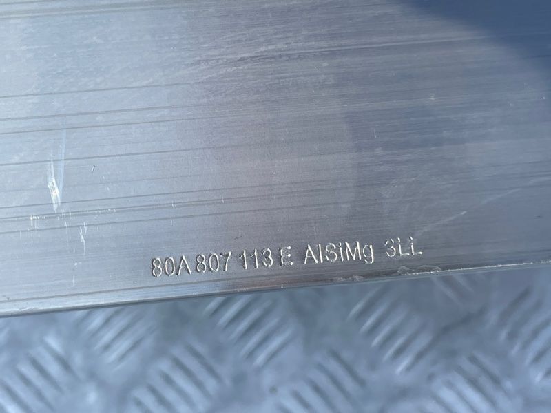 Підсилювач переднього бампера 80A807113E Audi Q5