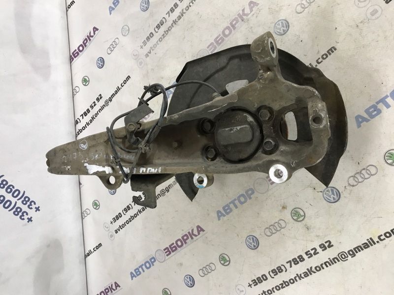 Поворотний кулак / цапфа 400144GA0A Infiniti Q50