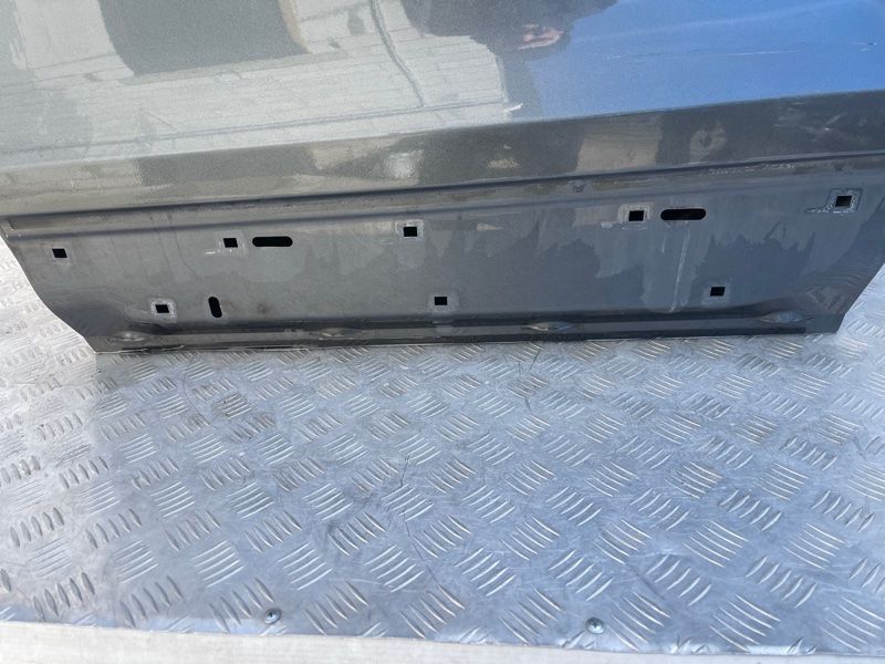 Двері 4L0833051 Audi Q7