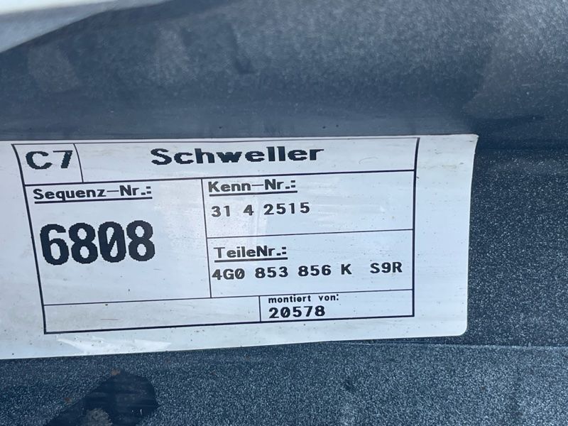 Порог 4G0853856K Audi A6