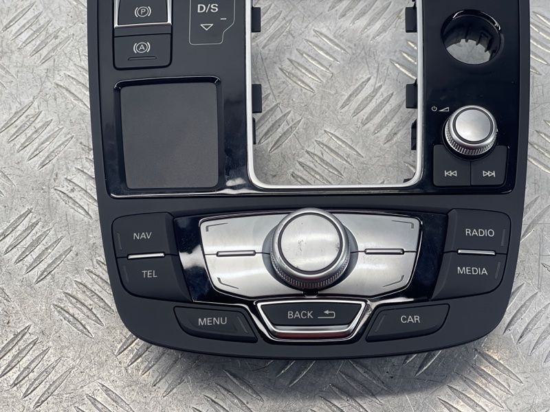 Панель керування MMI з тачпадом Audi A6