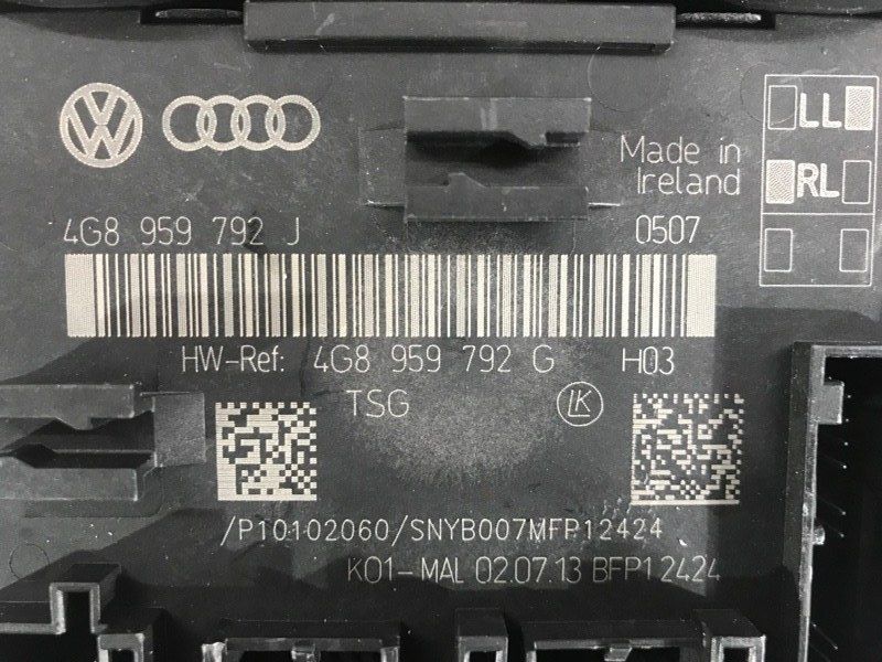 Блок керування дверей 4G8959792J Audi A6