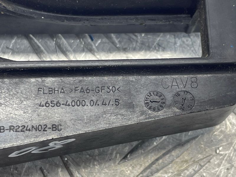 Кронштейн ручки Ford Edge