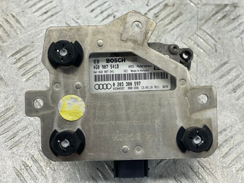 Дистронік / блок адаптивного круїз-контролю 4T0907541B Audi A7