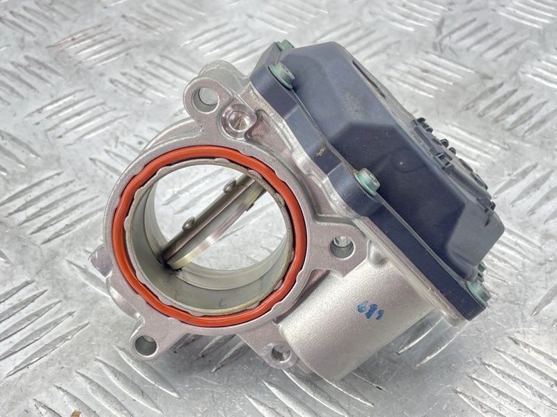 Дроссельная заслонка 057128063G Audi A7