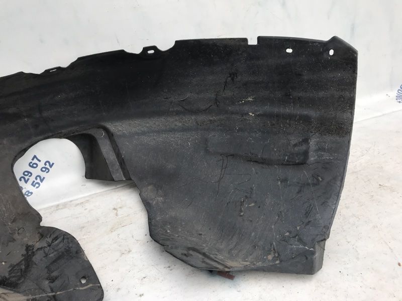 Підкрилок 561805911 Volkswagen Passat