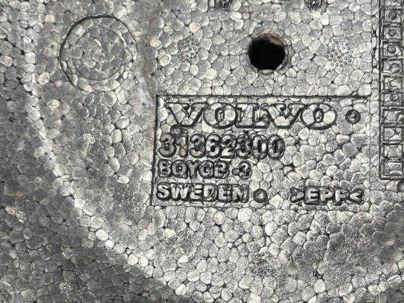 Органайзер багажника для инструмента 31362300 Volvo XC90
