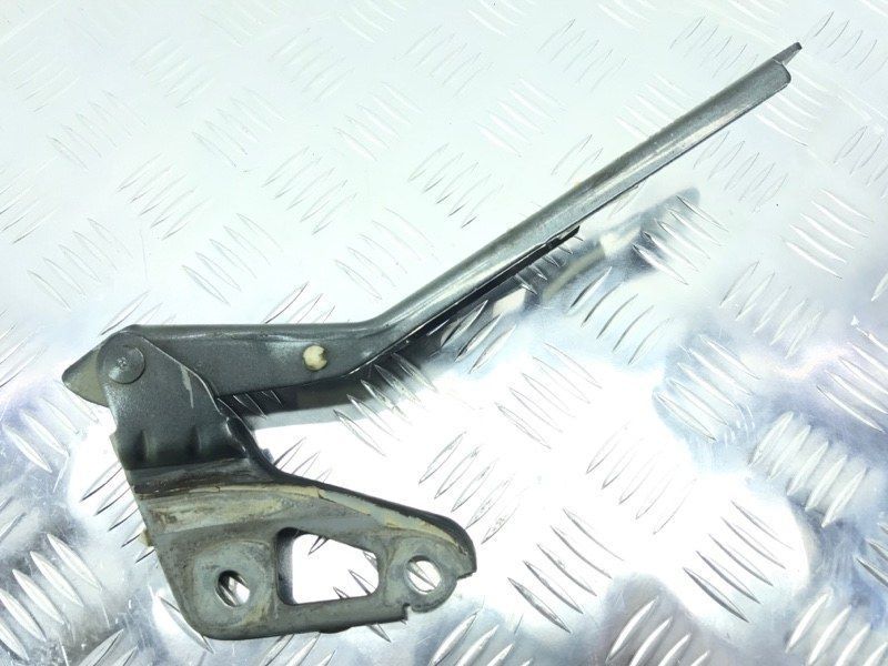 Петля капота 4L0823302 Audi Q7