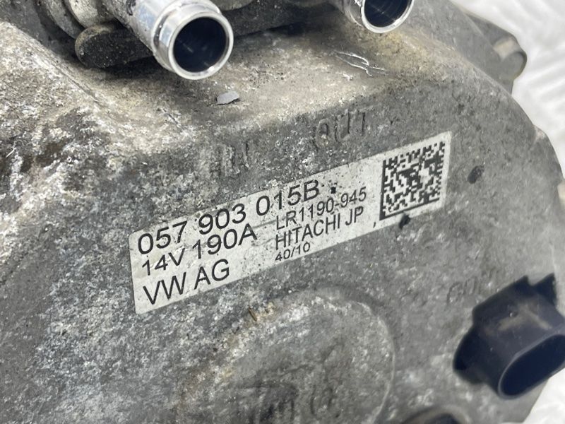 Генератор 057903015B Audi Q7
