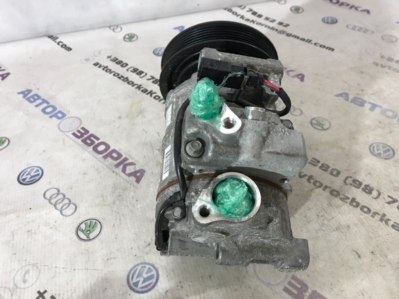 Компрессор кондиционера 4G0260805A Audi A7