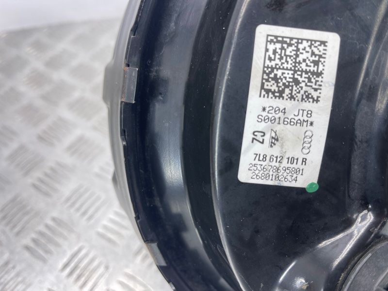 Вакуумний підсилювач гальм 7L8612101R Audi Q7