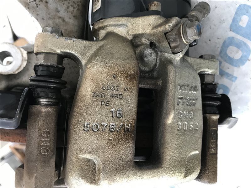 Супорт гальмівний 5N0615403 Volkswagen CC