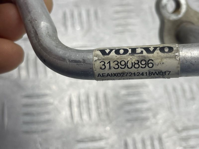 Трубка компресора кондиціонера 31390896 Volvo XC90