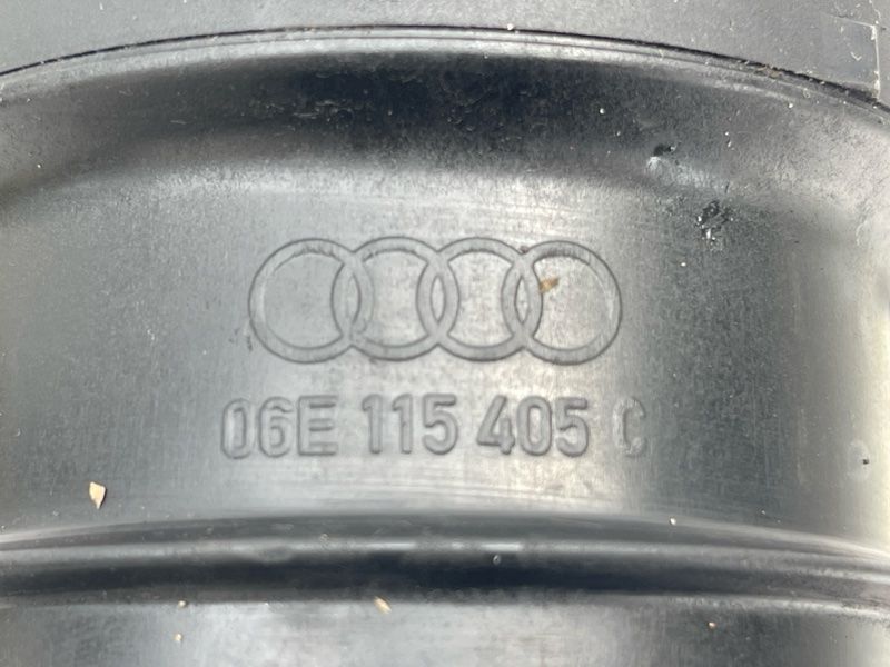 Корпус масляного фільтра 06E115405C Audi Q7