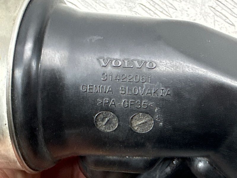Патрубок інтеркулера 31422061 Volvo XC90