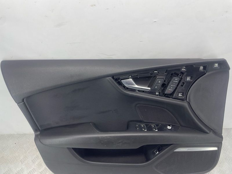 Обшивка дверей Audi A7
