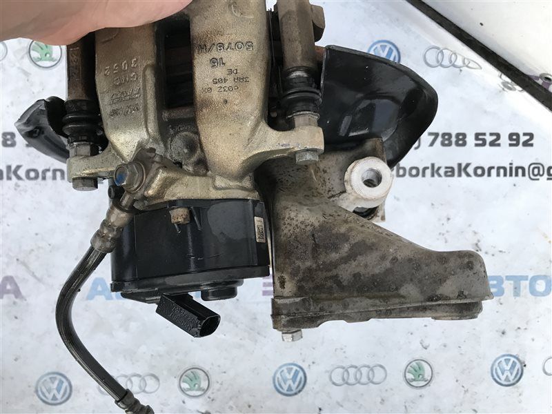 Супорт гальмівний 5N0615403 Volkswagen CC