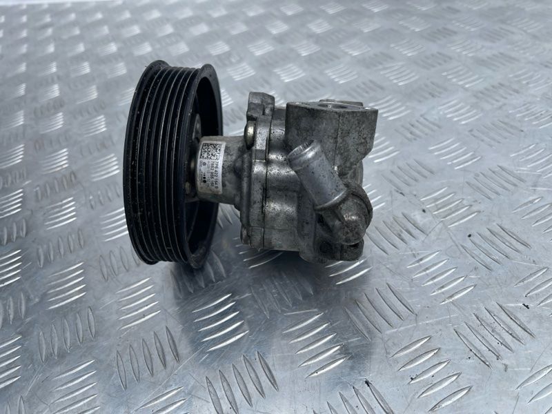 Насос гидроусилителя руля 7P6422154B Volkswagen Touareg
