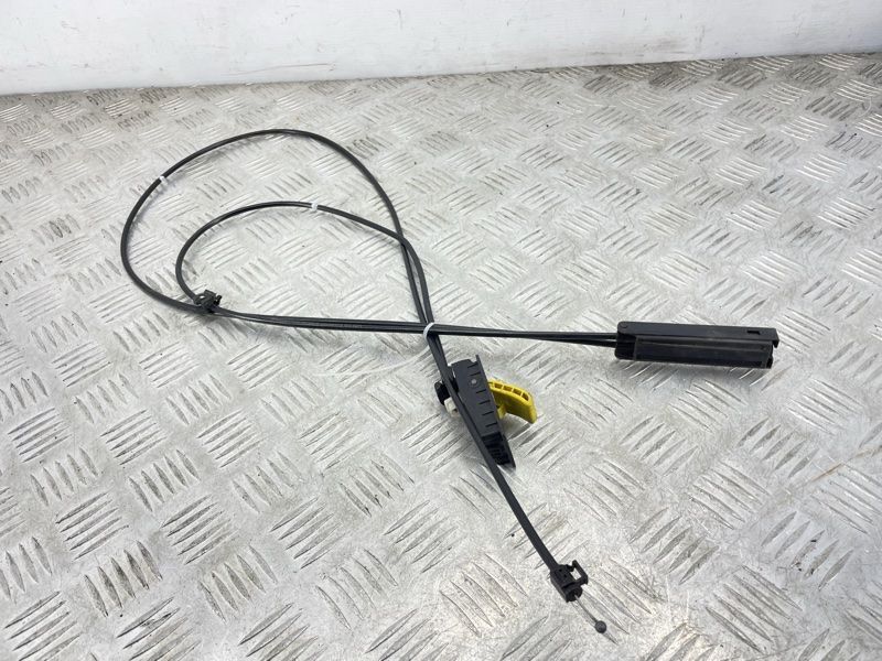 Трос капота 31688727 Volvo XC60