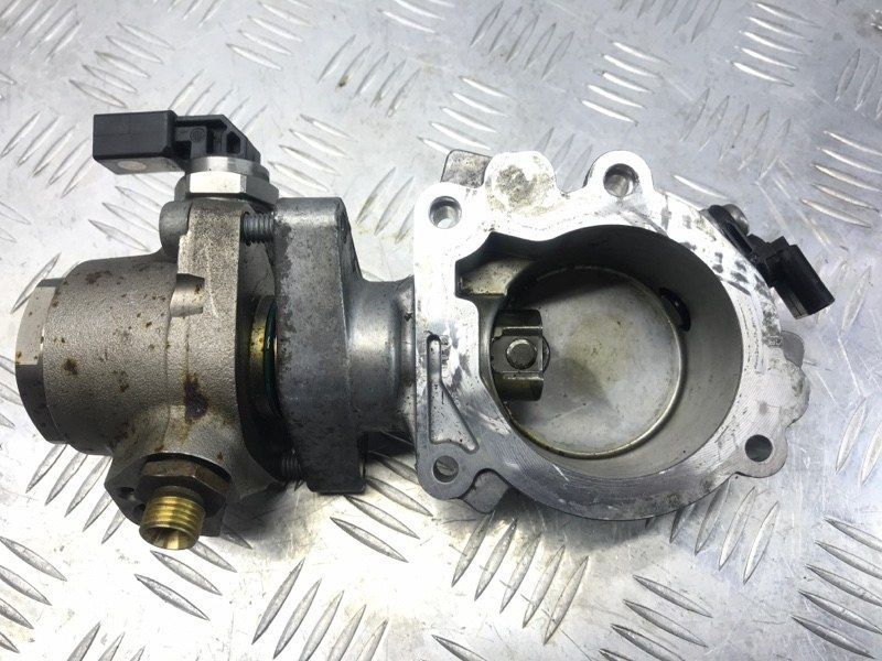 Корпус паливного насосу 06E103535D Audi A6 Audi A4, Audi A5, Audi A6, Audi A7, Audi A8, Audi Q7, Audi S4, Audi S5, Audi S6, Audi S8