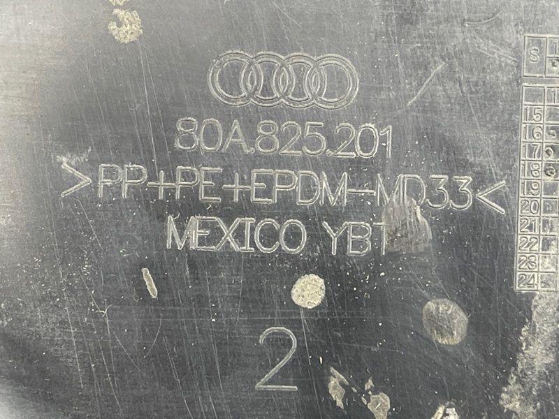 Облицювання днища переднє ліве 80A825201 Audi Q5 Audi Q5, Audi Q5 Sportback, Audi SQ5, Audi SQ5 Sportback