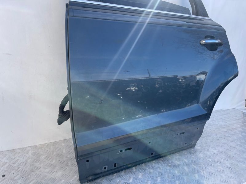 Двері 4L0833051 Audi Q7