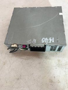 Блок радио 4F0035082A Audi Q7 Audi A4, Audi A6, Audi A7, Audi Q3, Audi RS5, Audi RS7, Audi S4, Audi S6, Audi S7, Volkswagen Touareg