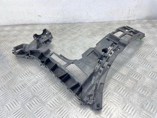 Кронштейн заднього бампера 31407730 Volvo XC90