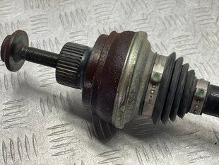 Піввісь 8R0501203C Audi A7