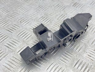 Направляющая переднего бампера 80A807283A Audi Q5