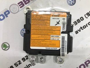 Блок управления подушками безопасности / SRS 988204HB0A Infiniti Q50