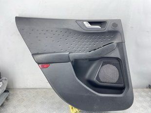 Обшивка дверей Ford Escape